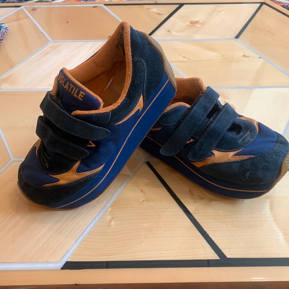 Vintage Y2K Volatile Platform Sneakers